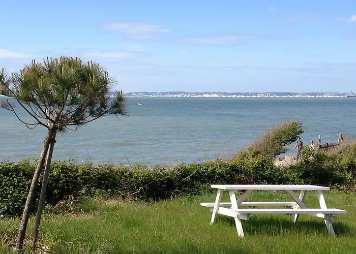 Les Graves Holiday home